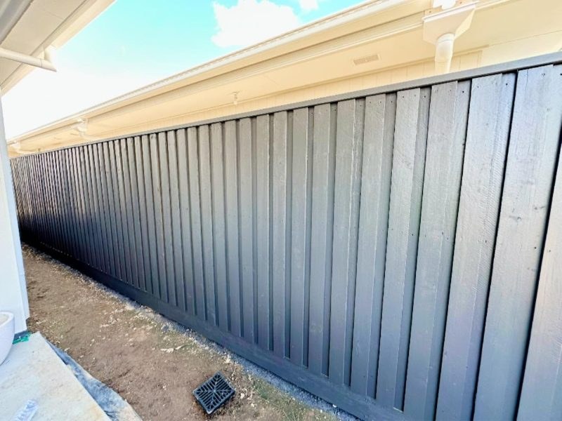 Fence Painting in Lismore